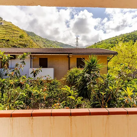 View, Terrace, Garden 아파트 *