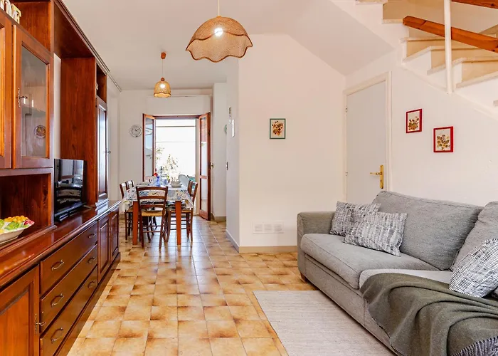 View, Terrace, Garden Apartman *