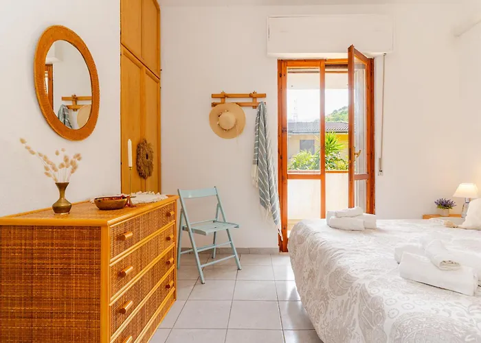 View, Terrace, Garden *